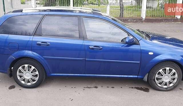 Синий Шевроле Нубира, объемом двигателя 1.6 л и пробегом 216 тыс. км за 3850 $, фото 1 на Automoto.ua