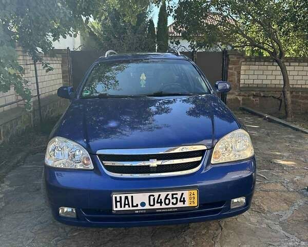 Синий Шевроле Нубира, объемом двигателя 1.6 л и пробегом 144 тыс. км за 5550 $, фото 1 на Automoto.ua