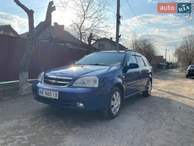 Синий Шевроле Нубира, объемом двигателя 1.6 л и пробегом 266 тыс. км за 3800 $, фото 1 на Automoto.ua