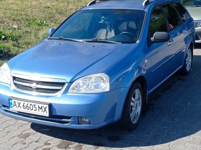 Синий Шевроле Нубира, объемом двигателя 1.8 л и пробегом 275 тыс. км за 4800 $, фото 1 на Automoto.ua