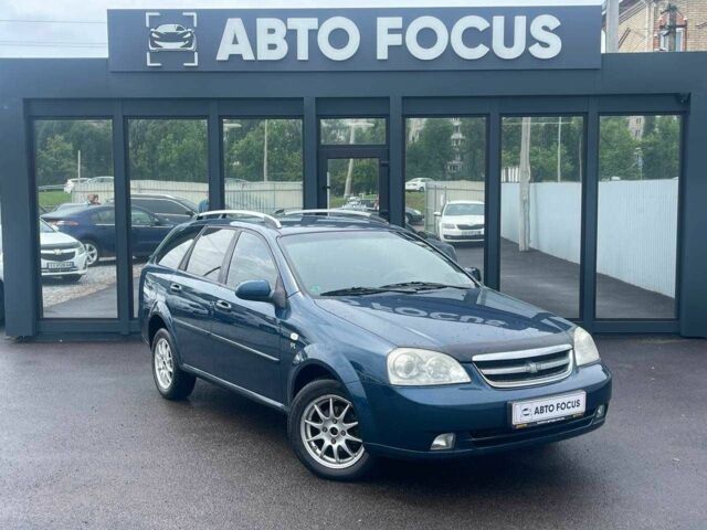 Синий Шевроле Нубира, объемом двигателя 2 л и пробегом 260 тыс. км за 4690 $, фото 1 на Automoto.ua
