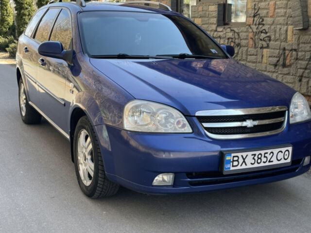 Синий Шевроле Нубира, объемом двигателя 1.8 л и пробегом 292 тыс. км за 5300 $, фото 1 на Automoto.ua