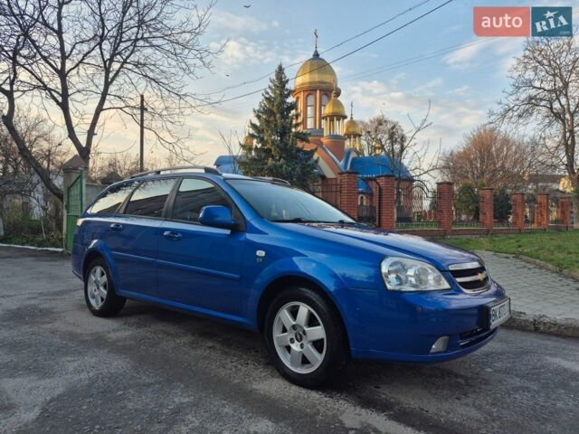 Синий Шевроле Нубира, объемом двигателя 1.6 л и пробегом 171 тыс. км за 5600 $, фото 1 на Automoto.ua