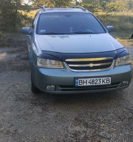 Зеленый Шевроле Нубира, объемом двигателя 1.8 л и пробегом 300 тыс. км за 3600 $, фото 1 на Automoto.ua