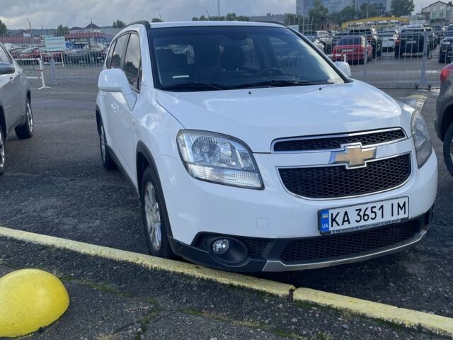 Белый Шевроле Орландо, объемом двигателя 1.8 л и пробегом 210 тыс. км за 3950 $, фото 1 на Automoto.ua
