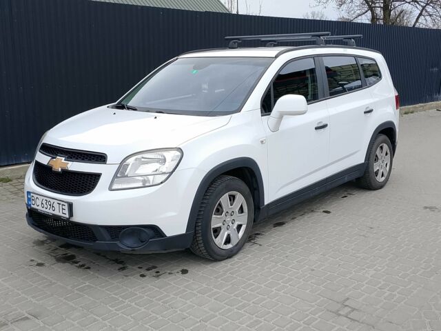 Білий Шевроле Орландо, об'ємом двигуна 1.8 л та пробігом 267 тис. км за 6323 $, фото 1 на Automoto.ua