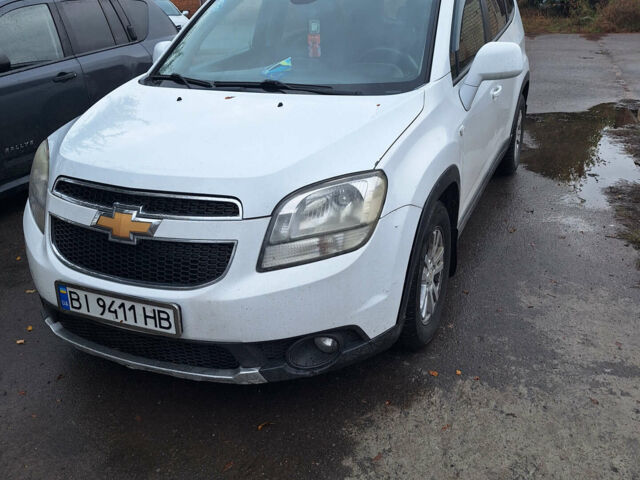Білий Шевроле Орландо, об'ємом двигуна 2 л та пробігом 326 тис. км за 9500 $, фото 1 на Automoto.ua