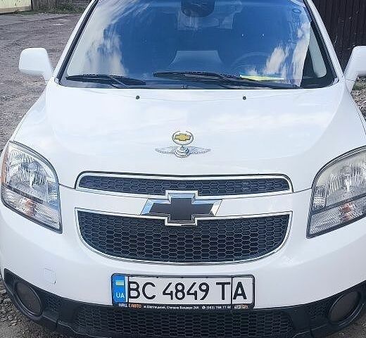 Білий Шевроле Орландо, об'ємом двигуна 2.4 л та пробігом 115 тис. км за 8521 $, фото 1 на Automoto.ua