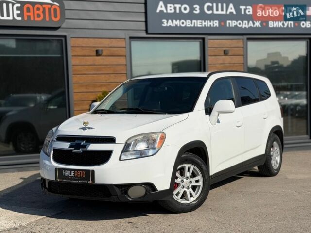 Білий Шевроле Орландо, об'ємом двигуна 2.38 л та пробігом 111 тис. км за 8500 $, фото 1 на Automoto.ua