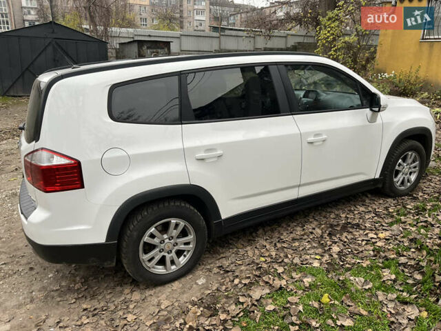 Білий Шевроле Орландо, об'ємом двигуна 1.4 л та пробігом 287 тис. км за 8900 $, фото 1 на Automoto.ua