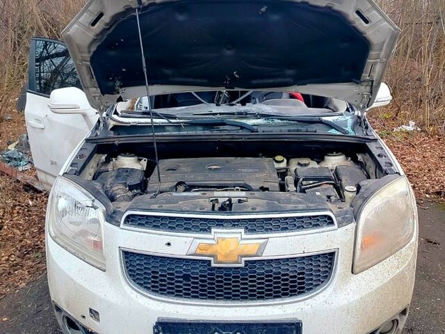 Білий Шевроле Орландо, об'ємом двигуна 2 л та пробігом 178 тис. км за 3200 $, фото 1 на Automoto.ua