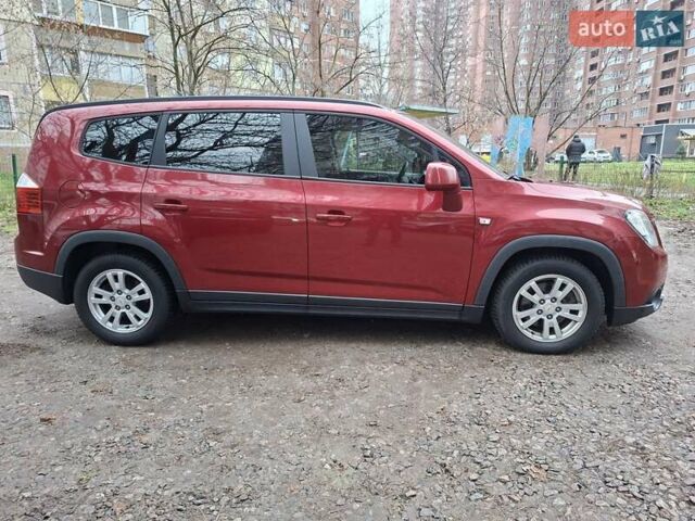 Красный Шевроле Орландо, объемом двигателя 1.8 л и пробегом 55 тыс. км за 9500 $, фото 1 на Automoto.ua