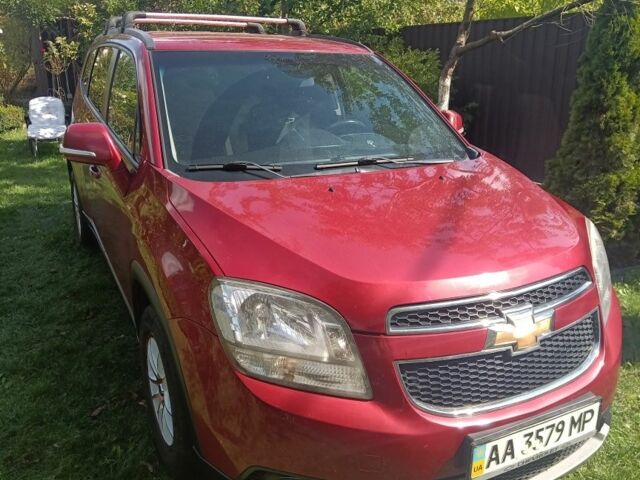 Красный Шевроле Орландо, объемом двигателя 1.4 л и пробегом 303 тыс. км за 9000 $, фото 1 на Automoto.ua