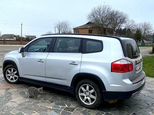 Серый Шевроле Орландо, объемом двигателя 2 л и пробегом 250 тыс. км за 7800 $, фото 1 на Automoto.ua