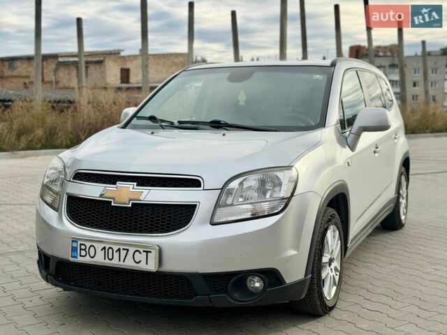 Сірий Шевроле Орландо, об'ємом двигуна 2 л та пробігом 234 тис. км за 7950 $, фото 1 на Automoto.ua
