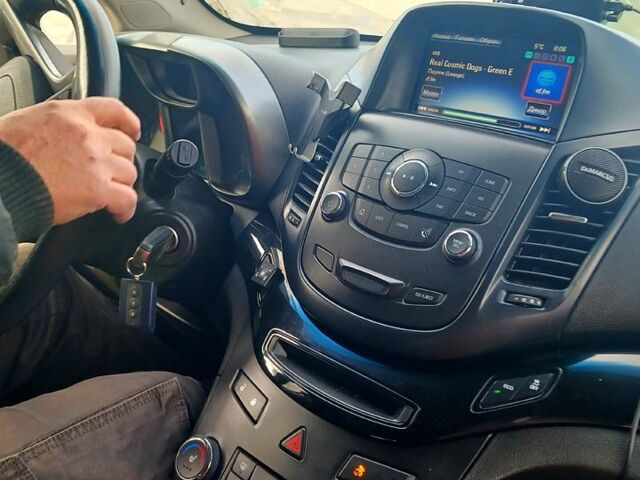 Серый Шевроле Орландо, объемом двигателя 1.4 л и пробегом 200 тыс. км за 8500 $, фото 1 на Automoto.ua