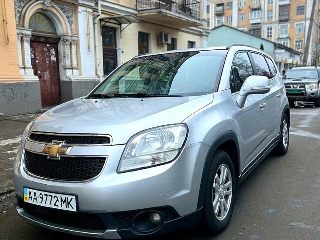 Серый Шевроле Орландо, объемом двигателя 1.8 л и пробегом 183 тыс. км за 9490 $, фото 1 на Automoto.ua