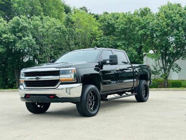 Черный Шевроле Сильверадо, объемом двигателя 5.3 л и пробегом 55 тыс. км за 6500 $, фото 1 на Automoto.ua