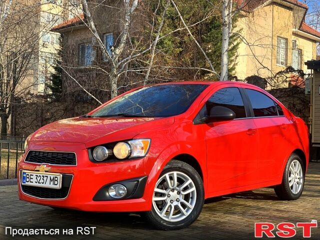 Червоний Шевроле Сонік, об'ємом двигуна 1.8 л та пробігом 192 тис. км за 6900 $, фото 1 на Automoto.ua