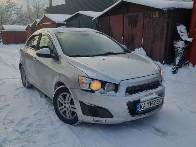 Сірий Шевроле Сонік, об'ємом двигуна 1.8 л та пробігом 268 тис. км за 5500 $, фото 1 на Automoto.ua