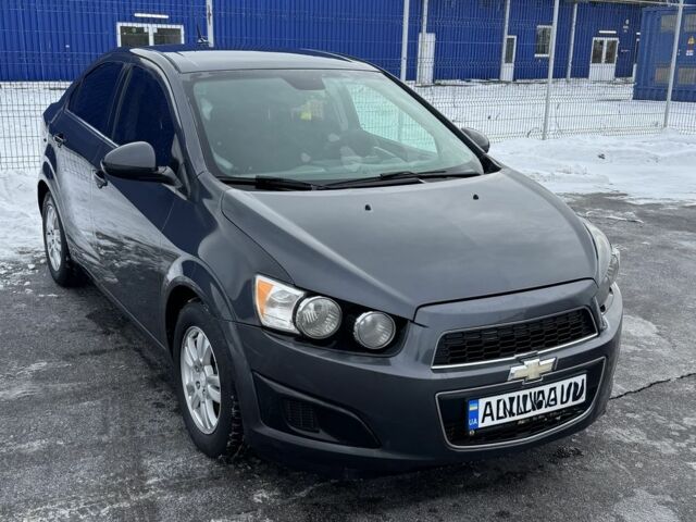 Серый Шевроле Соник, объемом двигателя 1.4 л и пробегом 210 тыс. км за 5995 $, фото 1 на Automoto.ua