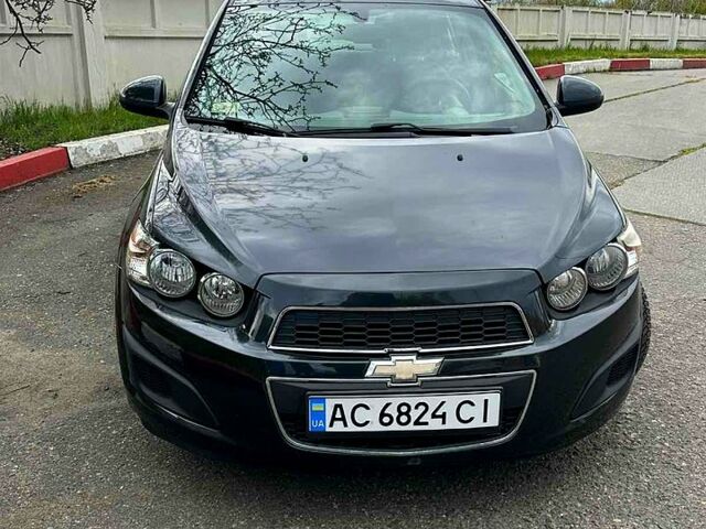 Серый Шевроле Соник, объемом двигателя 1.8 л и пробегом 125 тыс. км за 6500 $, фото 1 на Automoto.ua