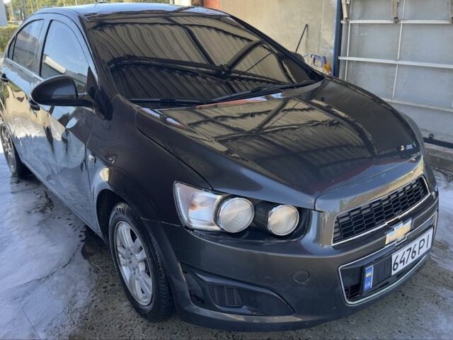 Сірий Шевроле Сонік, об'ємом двигуна 1.8 л та пробігом 120 тис. км за 4500 $, фото 1 на Automoto.ua