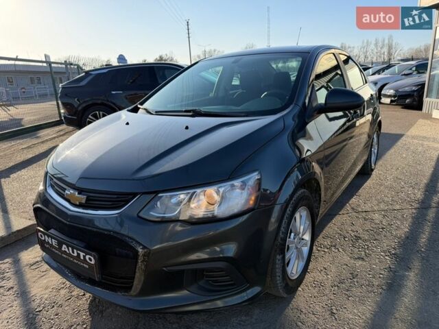 Серый Шевроле Соник, объемом двигателя 1.8 л и пробегом 149 тыс. км за 8290 $, фото 1 на Automoto.ua
