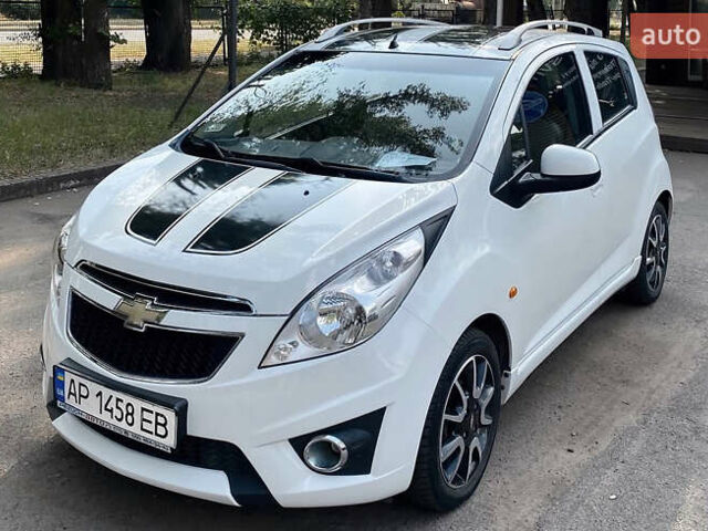 Білий Шевроле Спарк, об'ємом двигуна 1 л та пробігом 124 тис. км за 5000 $, фото 1 на Automoto.ua