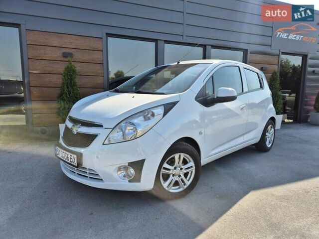 Білий Шевроле Спарк, об'ємом двигуна 1 л та пробігом 94 тис. км за 4937 $, фото 1 на Automoto.ua