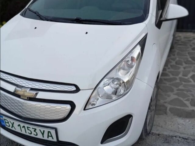 Белый Шевроле Спарк, объемом двигателя 0 л и пробегом 97 тыс. км за 6300 $, фото 1 на Automoto.ua
