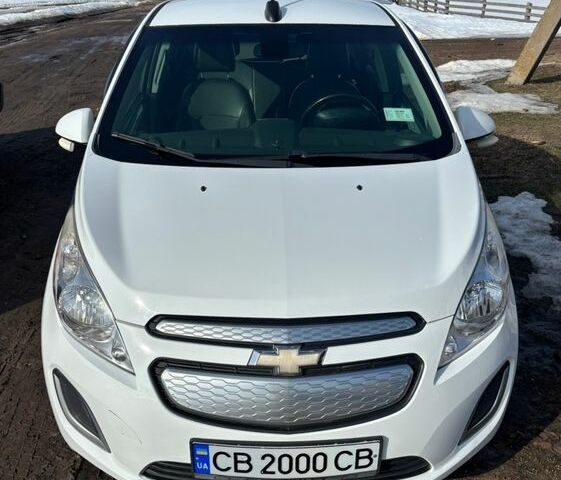 Білий Шевроле Спарк, об'ємом двигуна 0 л та пробігом 5 тис. км за 5100 $, фото 1 на Automoto.ua