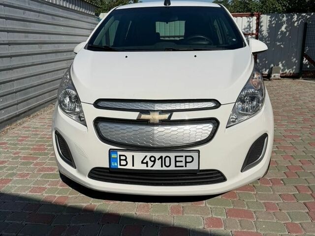 Білий Шевроле Спарк, об'ємом двигуна 0 л та пробігом 119 тис. км за 7200 $, фото 1 на Automoto.ua