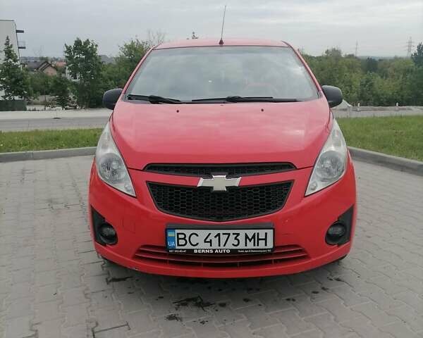 Червоний Шевроле Спарк, об'ємом двигуна 0.99 л та пробігом 186 тис. км за 3250 $, фото 1 на Automoto.ua