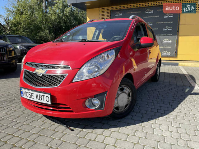 Красный Шевроле Спарк, объемом двигателя 0 л и пробегом 212 тыс. км за 3900 $, фото 1 на Automoto.ua