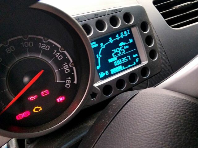 Красный Шевроле Спарк, объемом двигателя 1.2 л и пробегом 0 тыс. км за 4500 $, фото 1 на Automoto.ua
