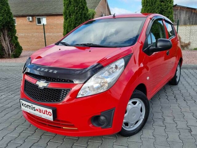 Червоний Шевроле Спарк, об'ємом двигуна 1 л та пробігом 178 тис. км за 4299 $, фото 1 на Automoto.ua
