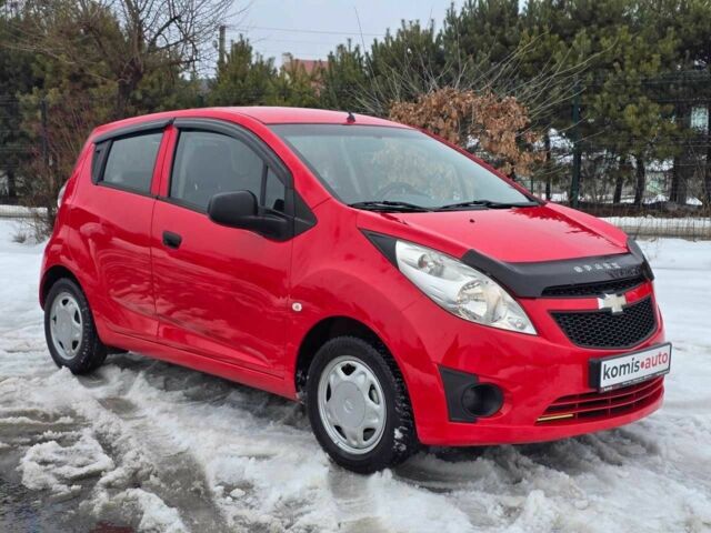 Красный Шевроле Спарк, объемом двигателя 1 л и пробегом 179 тыс. км за 4299 $, фото 1 на Automoto.ua