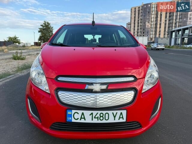 Красный Шевроле Спарк, объемом двигателя 0 л и пробегом 114 тыс. км за 6700 $, фото 1 на Automoto.ua