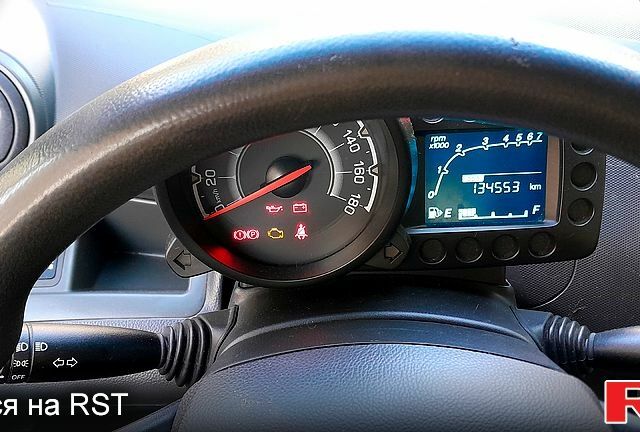 Шевроле Спарк, об'ємом двигуна 1 л та пробігом 130 тис. км за 3300 $, фото 1 на Automoto.ua
