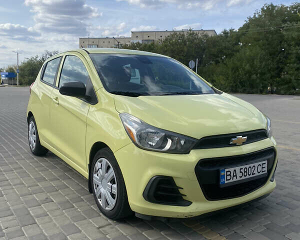 Жовтий Шевроле Спарк, об'ємом двигуна 1.4 л та пробігом 120 тис. км за 7200 $, фото 1 на Automoto.ua