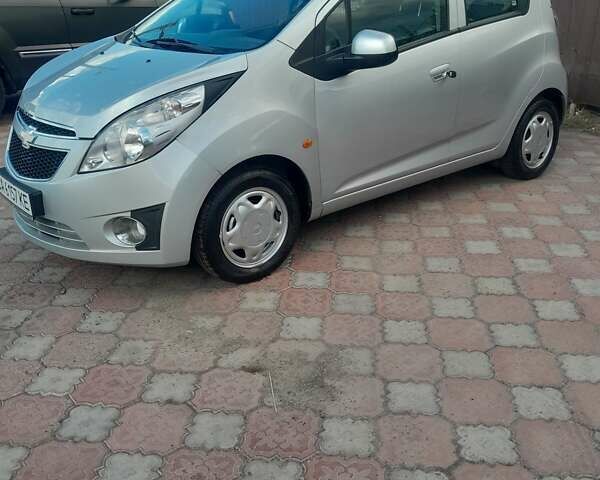 Сірий Шевроле Спарк, об'ємом двигуна 1.21 л та пробігом 78 тис. км за 5100 $, фото 1 на Automoto.ua