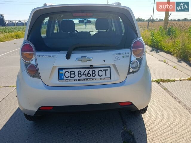 Серый Шевроле Спарк, объемом двигателя 1 л и пробегом 145 тыс. км за 3600 $, фото 1 на Automoto.ua
