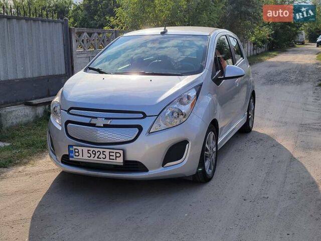 Сірий Шевроле Спарк, об'ємом двигуна 0 л та пробігом 37 тис. км за 8100 $, фото 1 на Automoto.ua