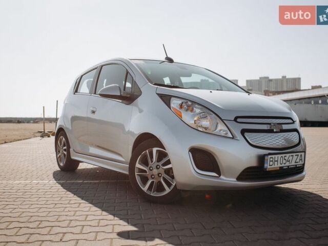 Серый Шевроле Спарк, объемом двигателя 0 л и пробегом 120 тыс. км за 6999 $, фото 1 на Automoto.ua