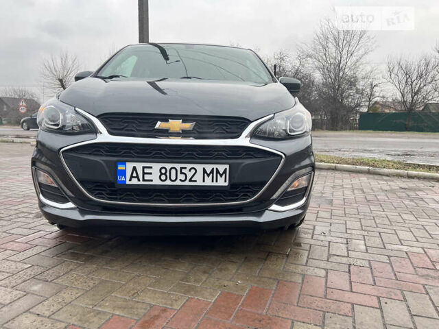 Серый Шевроле Спарк, объемом двигателя 1.4 л и пробегом 68 тыс. км за 9700 $, фото 1 на Automoto.ua