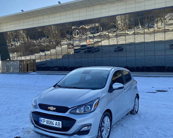 Серый Шевроле Спарк, объемом двигателя 1.4 л и пробегом 70 тыс. км за 7999 $, фото 1 на Automoto.ua