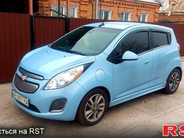 Синій Шевроле Спарк, об'ємом двигуна 0 л та пробігом 110 тис. км за 9000 $, фото 1 на Automoto.ua