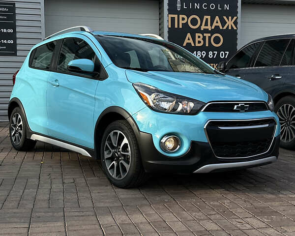 Синий Шевроле Спарк, объемом двигателя 1.4 л и пробегом 30 тыс. км за 14500 $, фото 1 на Automoto.ua