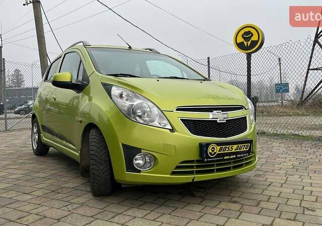 Зеленый Шевроле Спарк, объемом двигателя 1 л и пробегом 178 тыс. км за 4700 $, фото 1 на Automoto.ua